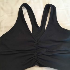 Alo wild thing bra color black, size S